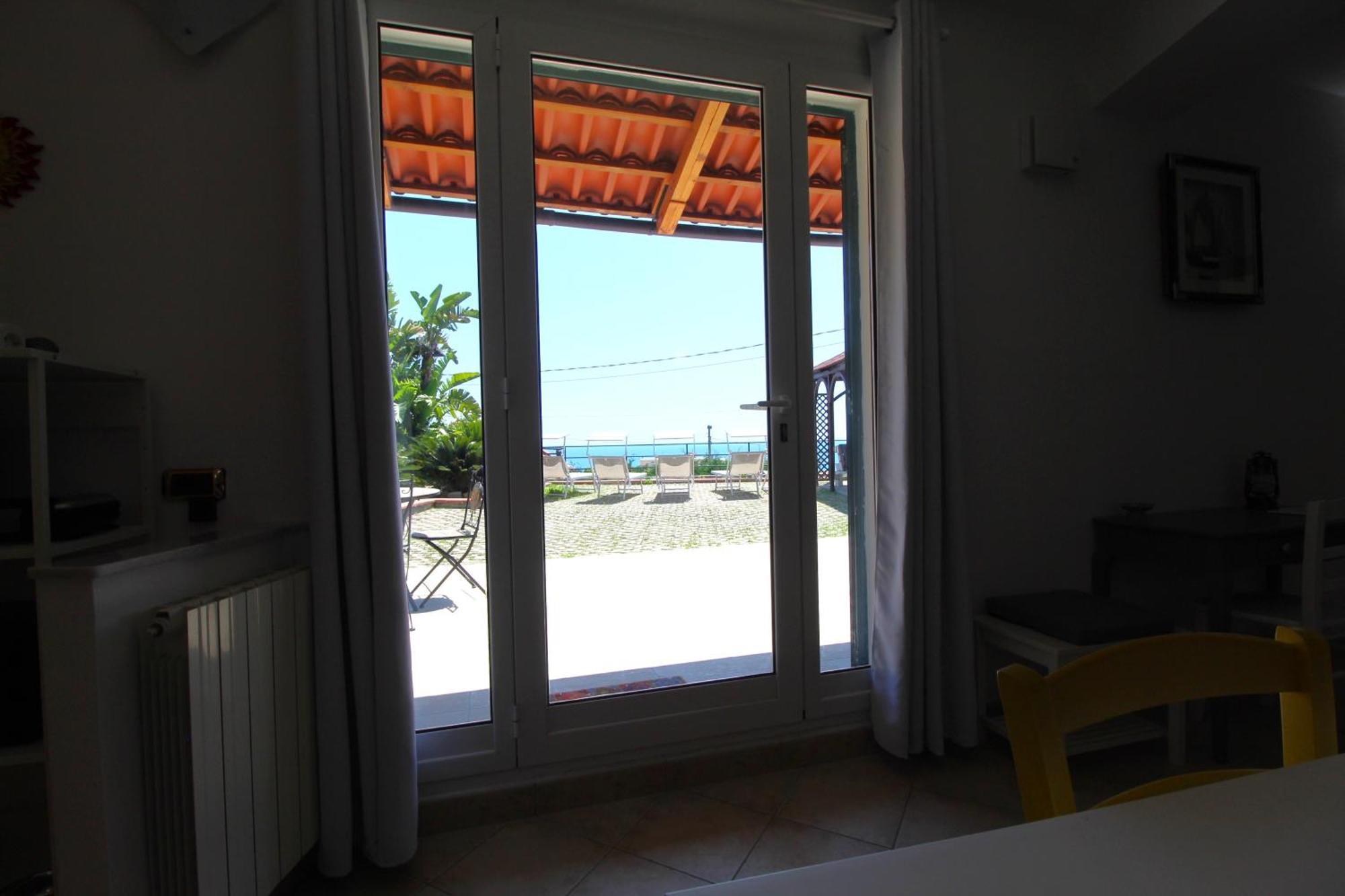 La Pace, Il Sole, Il Mare - Sanremo Casa Indipendente Vista Mare, Posto Auto Privato, Ampio Spazio Esterno Attrezzato, A Pochi Minuti Dalle Spiagge Exterior photo